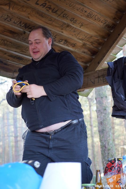 102.jpg